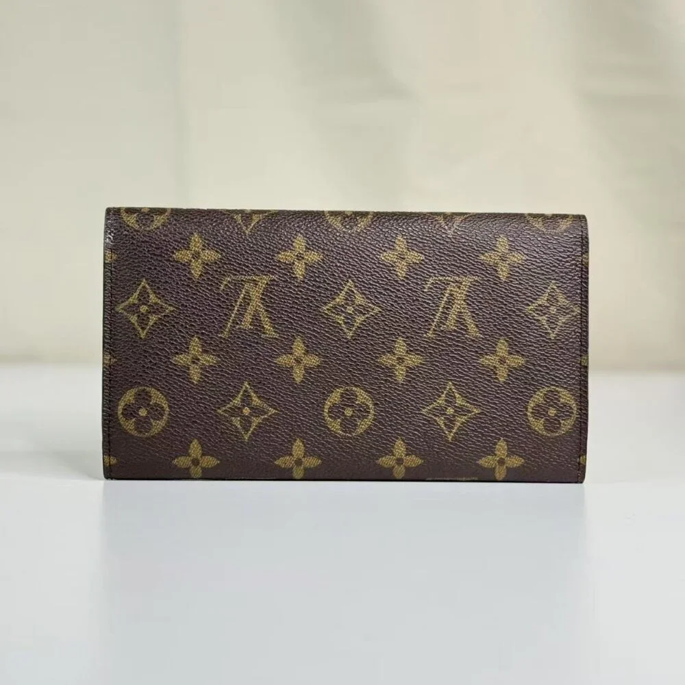 Louis Vuitton Sarah Wallet Monogram Canvas
